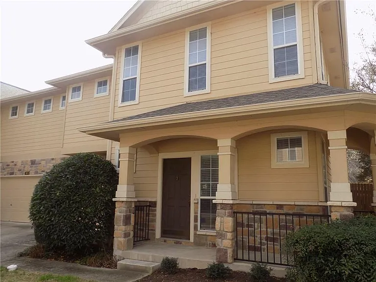 11000 Anderson Mill Rd #29 — Photo 2