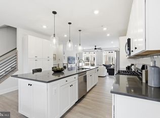 22801 Tawny Pine Sq, Ashburn, VA
