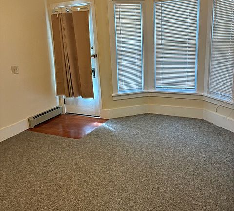 3rd image of 30 Excelsior Ave APT 1
