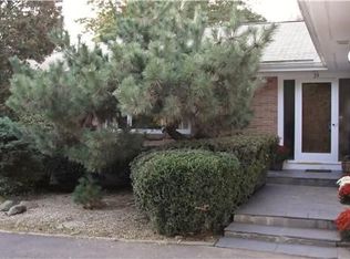 29 Holbrook Rd, West Hartford, CT 06107