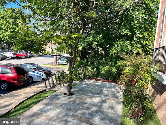 4th image of 9718 S Summer Park Ct