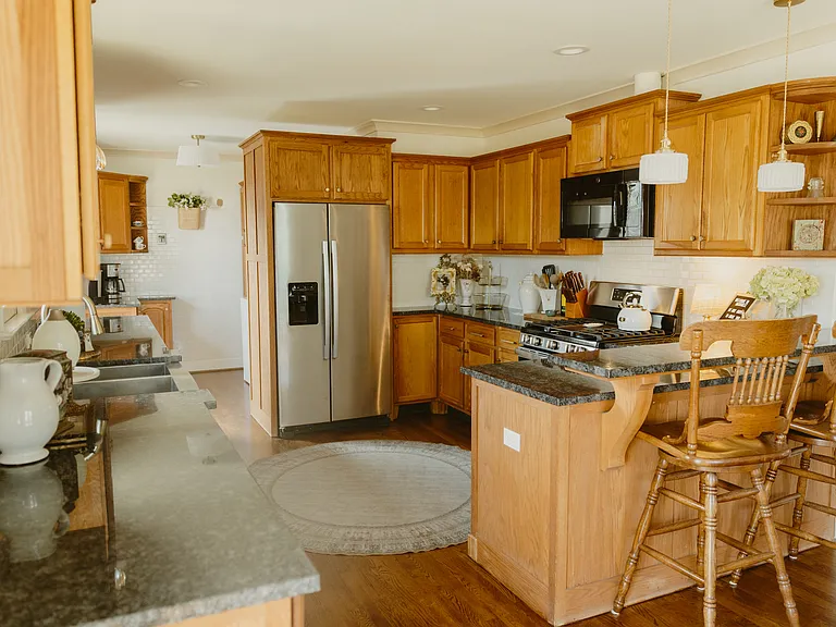 606 Ries Ave — Photo 6