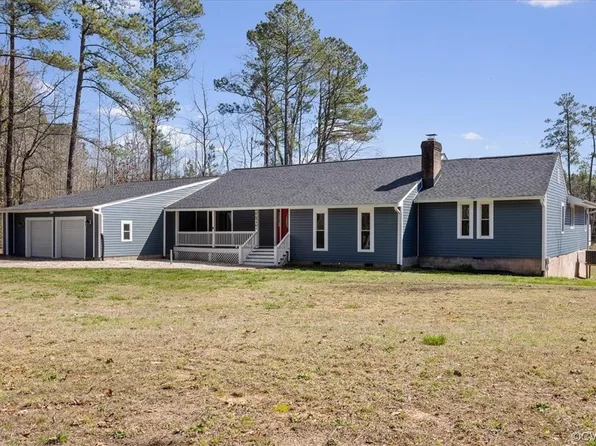 22427 Hilltop Dr, Mc Kenney, VA 23872
