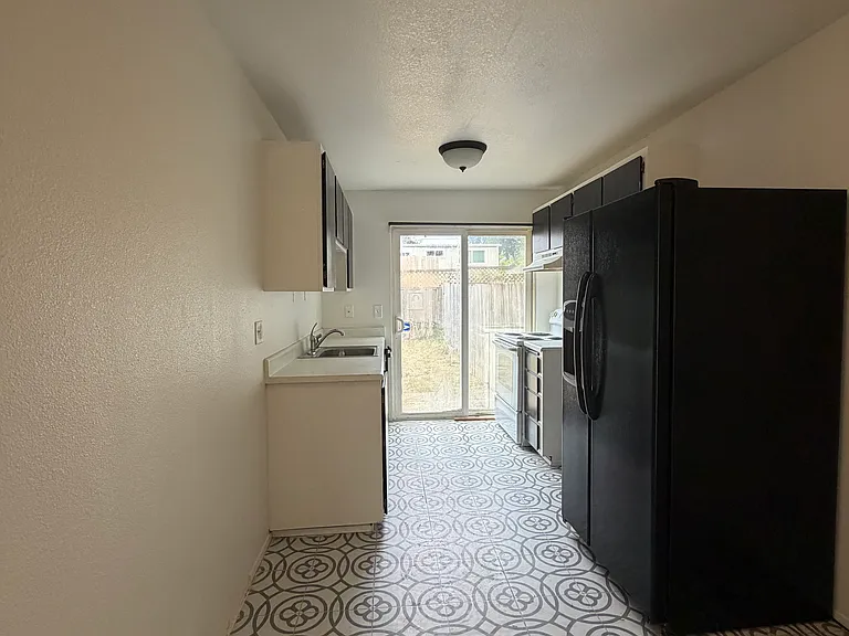 1110 NE Puget St #A — Photo 8