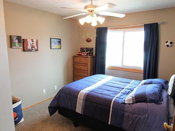 5th image of 2033 Vavrina Ln