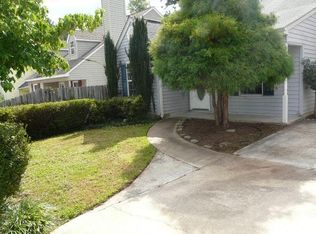 106 Mosspoint Dr, Greenville, SC 29617