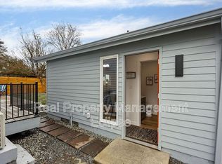 742 N 90th St #ADU, Seattle, WA 98103