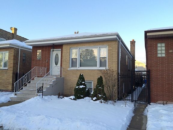 3rd image of 2030 N Narragansett Ave