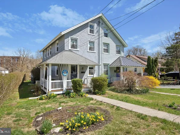 103 W Circular Ave, Paoli, PA 19301