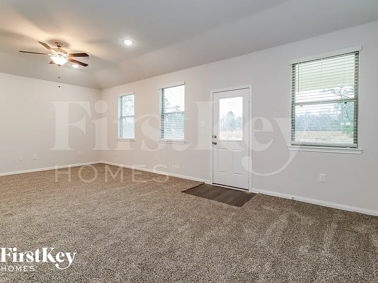 14755 Country Club Dr — Photo 4