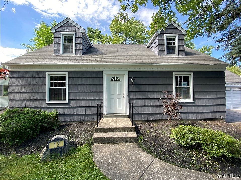 1st image of 12 Sudbury Ln