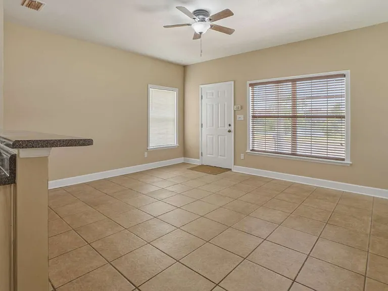 509 N Copeland St — Photo 10