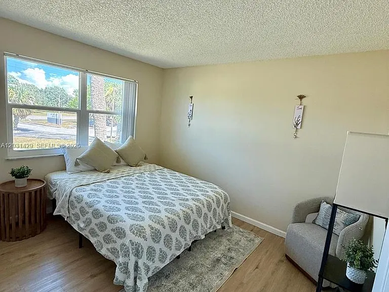 1566 SE Royal Green Cir #203 — Photo 16