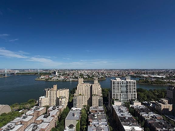 3rd image of 1675 York Ave APT 15A