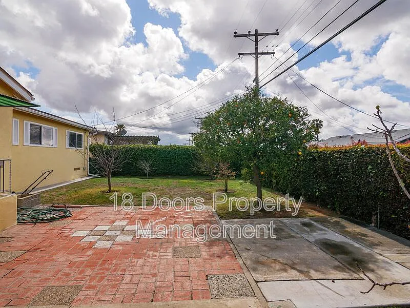 4 bed, 2.0 bath, 1286 sqft, $3,995 — Photo 4