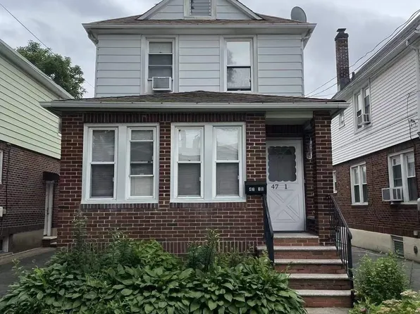 4710 211th St, Bayside, NY 11361