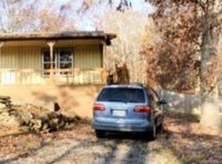 377 Apollo Dr, Spring City, TN 37381