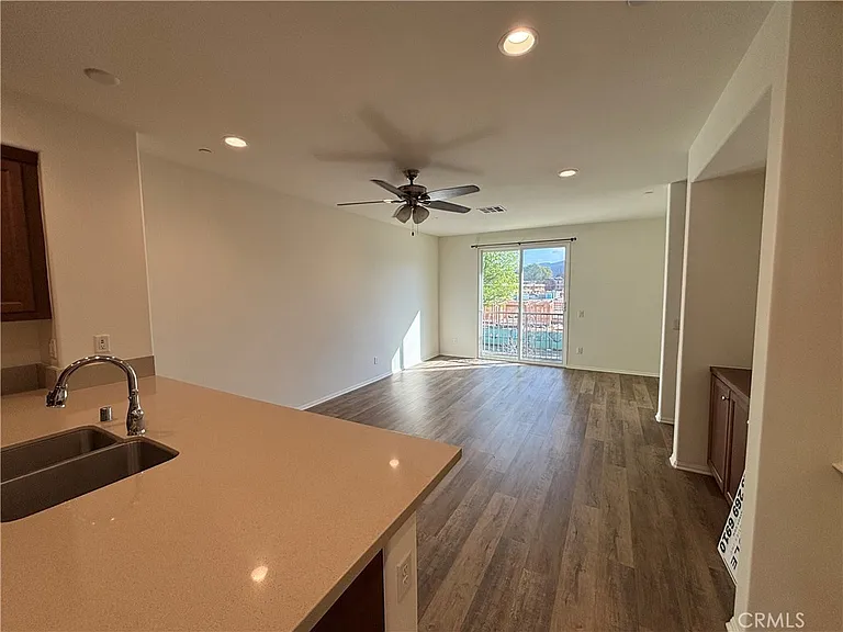 421 Camino Ruiz — Photo 15