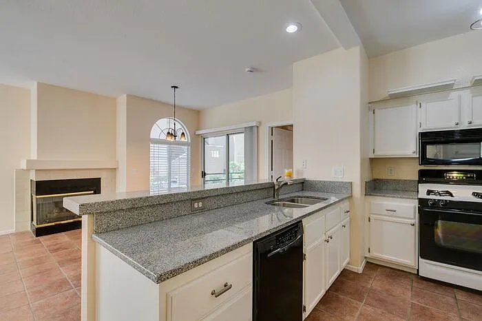 2251 Wigwam Pkwy #1016 — Photo 25