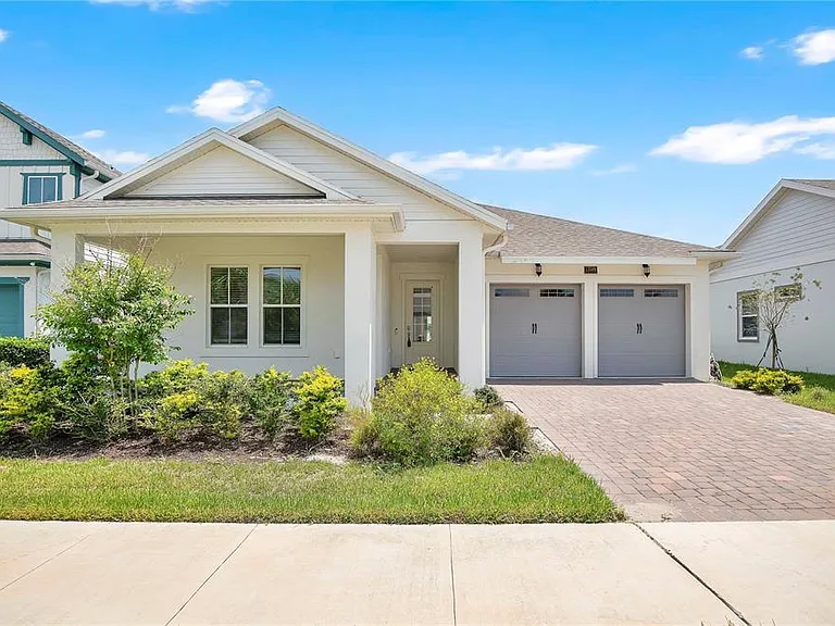 13589 McMillan Dr — Photo 1