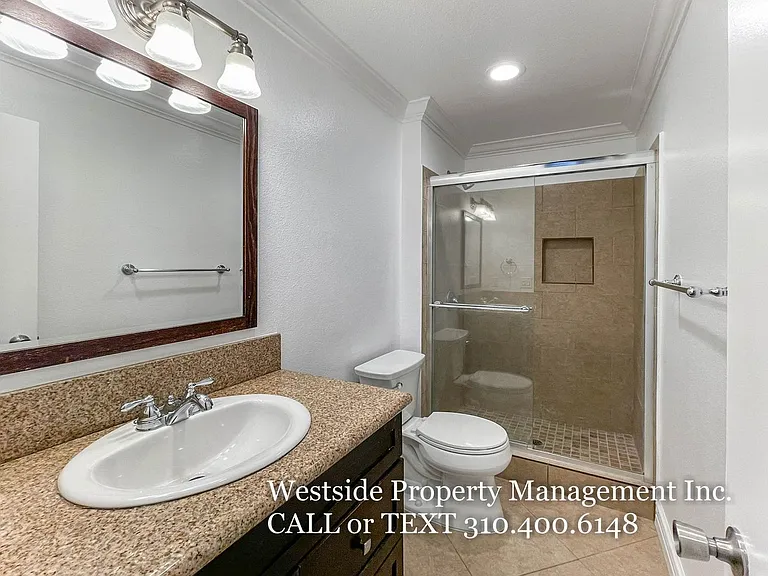 7777 W 91st St #B2150 — Photo 16