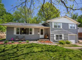 1201 S Arlington Ave, Sedalia, MO 65301