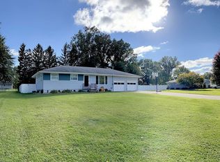 327 Earl Dr NW, Warren, OH 44483
