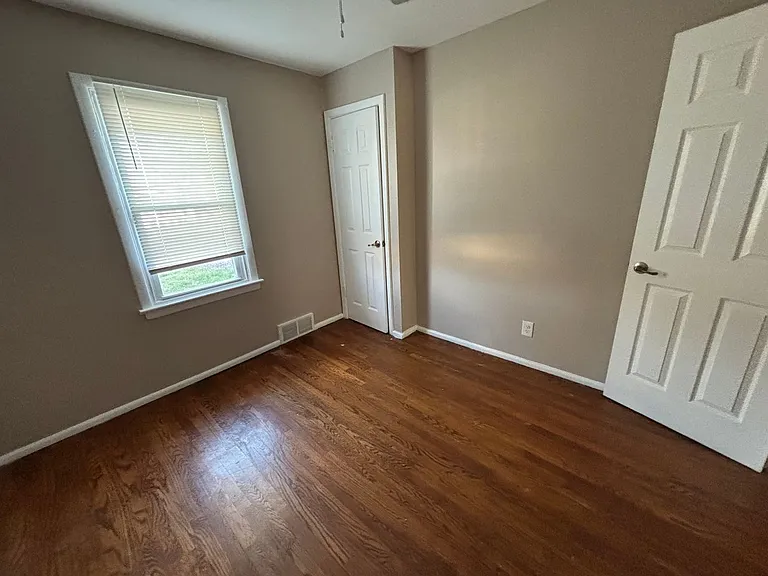 6118 Hancock Ave — Photo 12