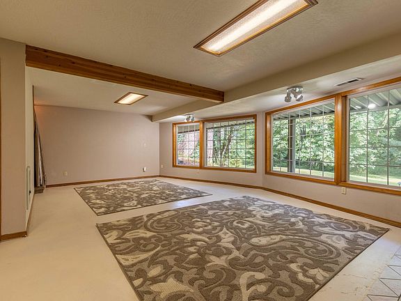 Living and dining area