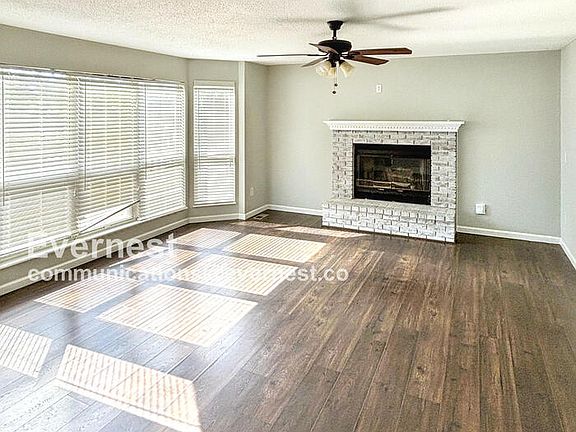 5th image of 823 Haversham Dr