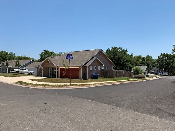 4th image of 2320 Mesa Park Dr