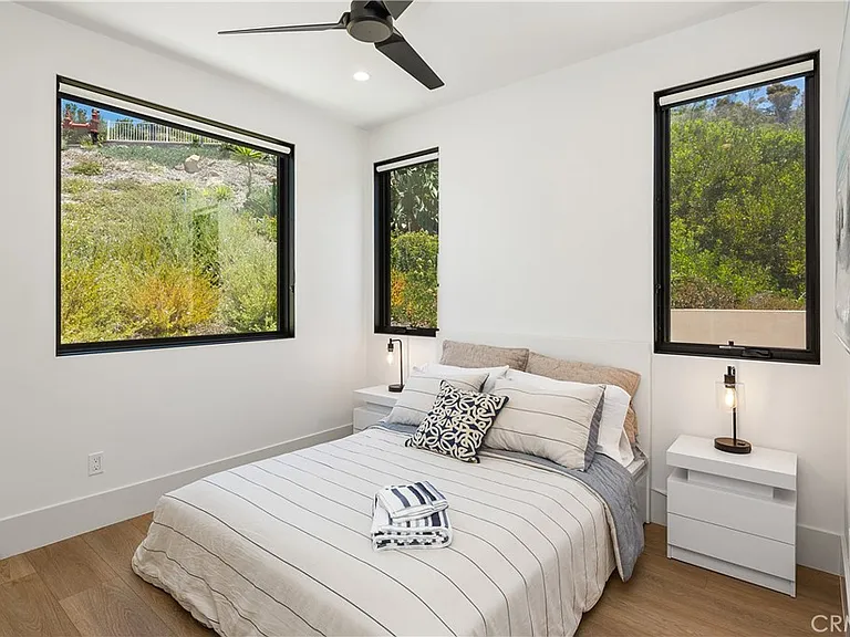 565 B Fern St #B — Photo 12