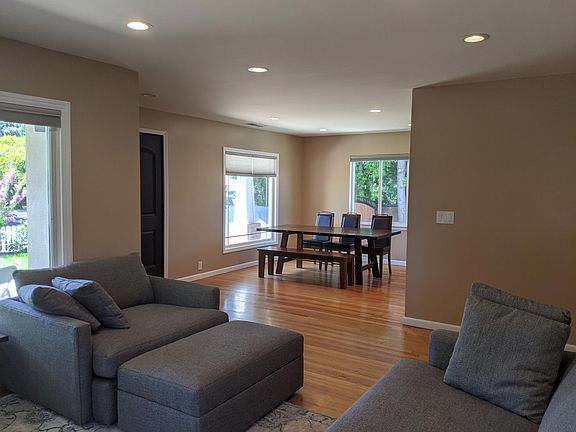 3rd image of 137 E Rosemary Ln #A