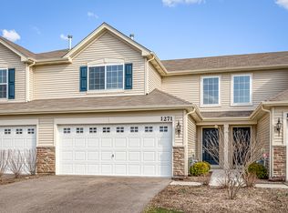 1271 Da Vinci Dr, Hampshire, IL 60140