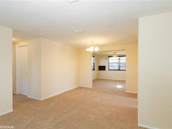 5th image of 5707 Casino Dr