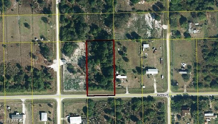 2nd image of 233 Bald Cypress Ave