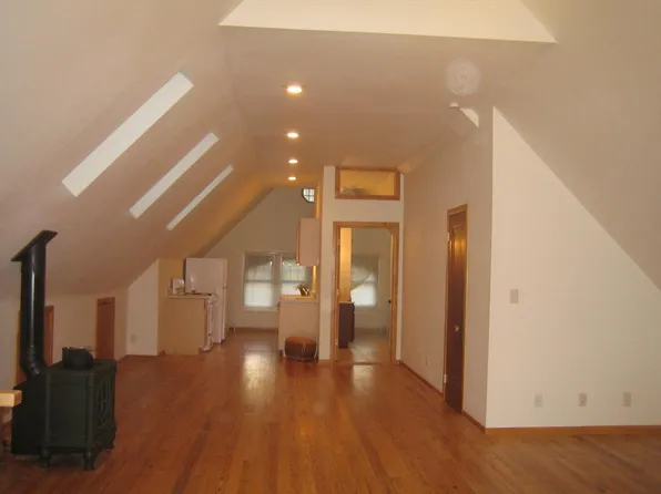 3408 N Downer Ave #Top, Milwaukee, WI 53211