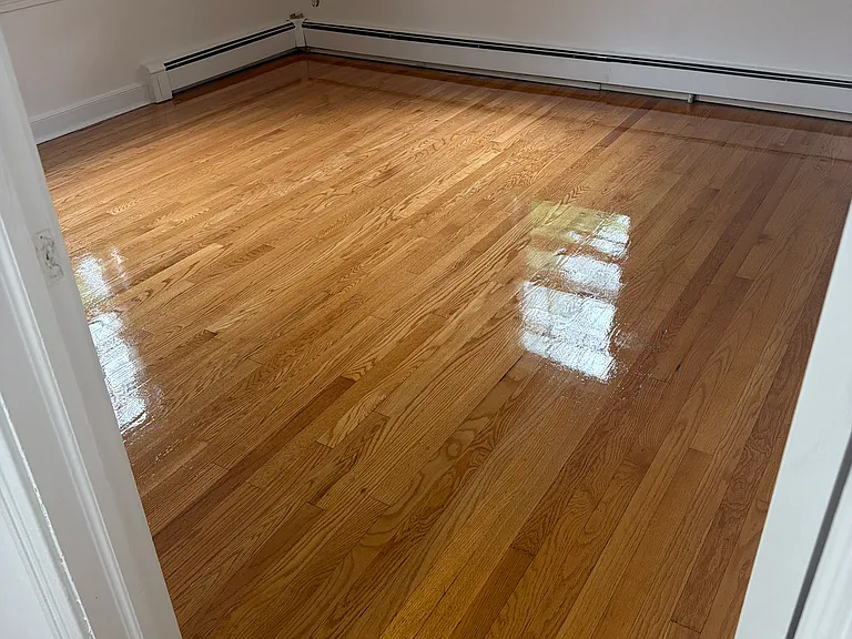 625 Clark St — Photo 3