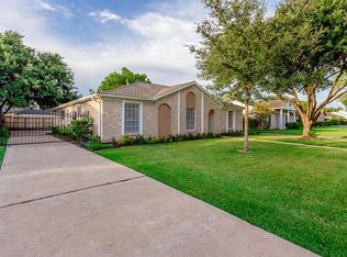 11730 Brighton Ln, Meadows Place, TX 77477