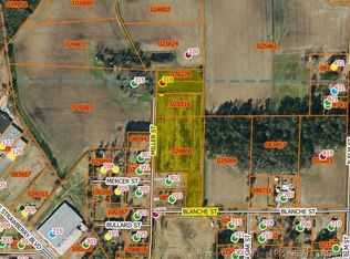 Blanche St, Chadbourn, NC 28431