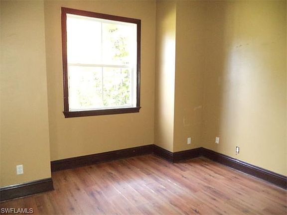 5th image of 4160 Orange River Loop Rd