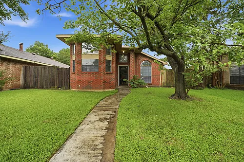 2540 Winter Oak St Photo 1