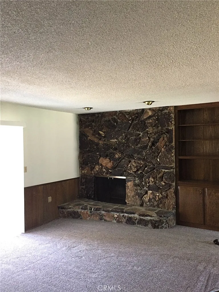 3 bed, 2.5 bath, 1999 sqft, $3,100 — Photo 4