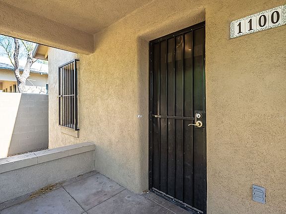 3rd image of 1100 E 9th St #1
