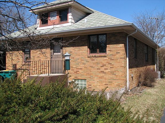 3rd image of 1314 W Kenmore Ave