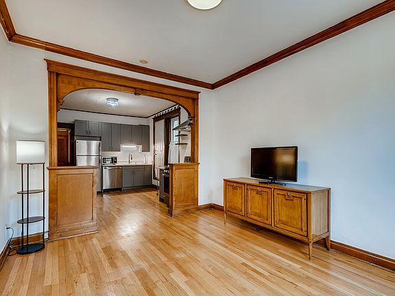4th image of 851 N Western Ave APT 2F