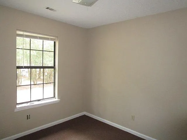 101 Adria Ln — Photo 6