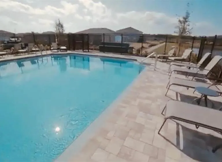 5436 Geneva Way — Photo 28