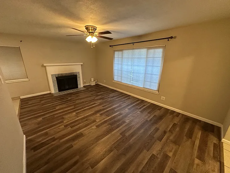 1314 W Weldon Ave #A — Photo 15
