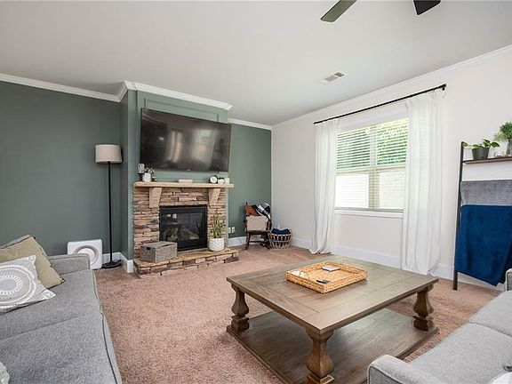 4th image of 574 Olympic Way